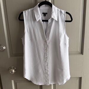 Ann Taylor grey Sleeveless Button Down Shirt